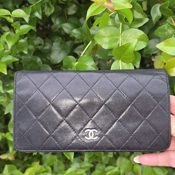 CHANEL Matelasse Bifold Long Wallet Black Leather CoCo Mark France w_card